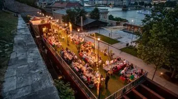 MONKEYrálykodás Budapest egyik legszebb panorámás éttermében