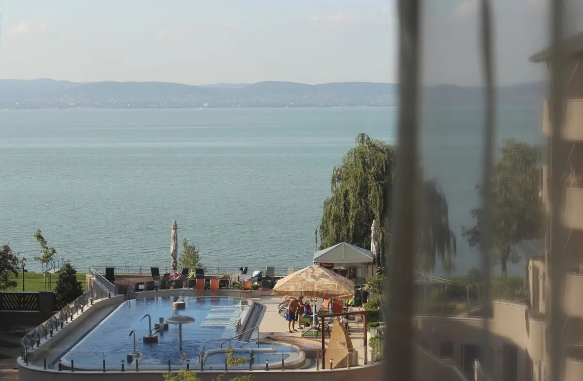 Balatoni szállást keresel? Ezek között biztosan meglesz az igazi! - Hotel Wellamarin****sup (Zamárdi)