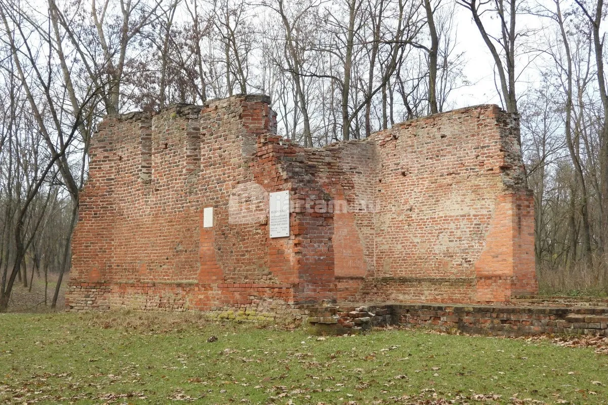 Szuper helyek nyári kirándulásokhoz - Gúti templomrom/ Fotó: ittjartam.hu