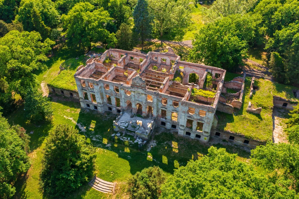 Elhagyatott romok - Széchenyi-Wenckheim kastélyrom (Békéscsaba)