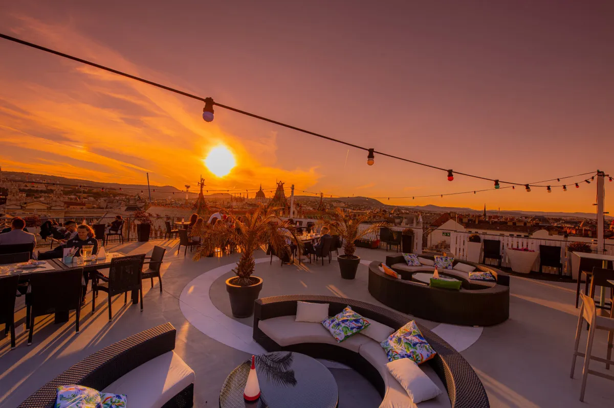 5 menő rooftop bár Budapesten - Fotó: Intermezzo Restaurant & Roof Terrace Facebook oldala