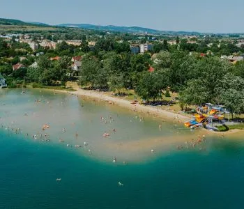 Frissüljetek fel a vízparton! – 9 természetes strand Budapest környékén