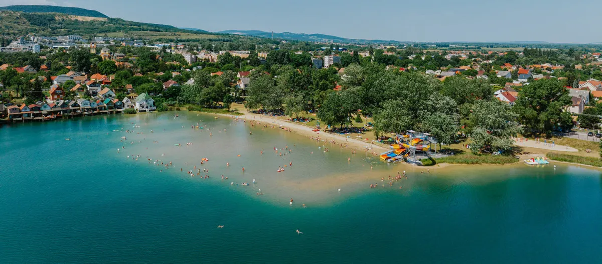 9 természetes strand Budapest környékén - Fotó: Palatinus-tó Facebook oldala