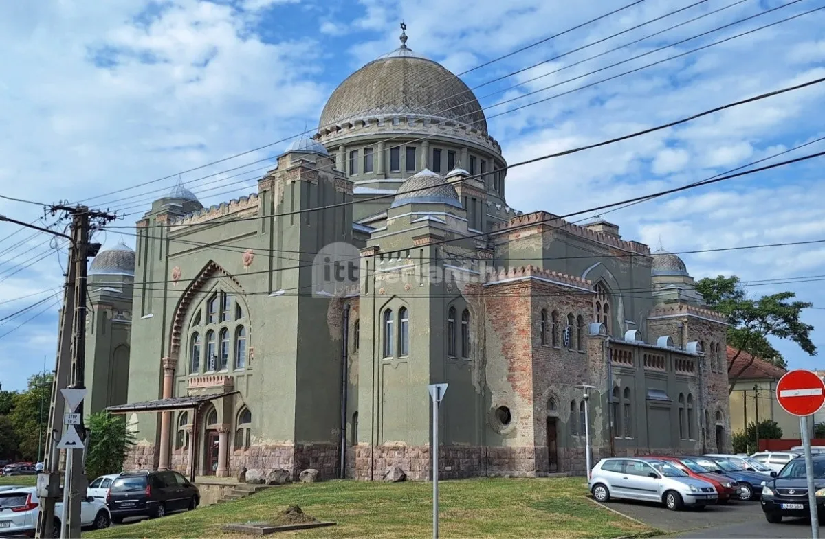 A monumentális Gyöngyösi zsinagóga 