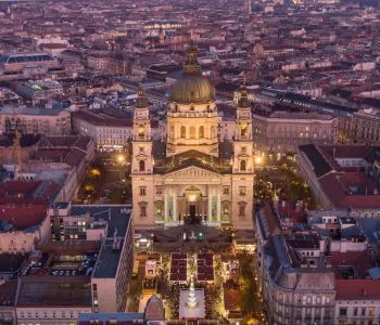 A világ legjobbjai között 2 budapesti adventi vásár is szerepel a CNN listáján