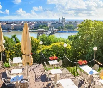 Éttermek, ahol kéz a kézben jár az isteni vacsora és az elképesztő panoráma