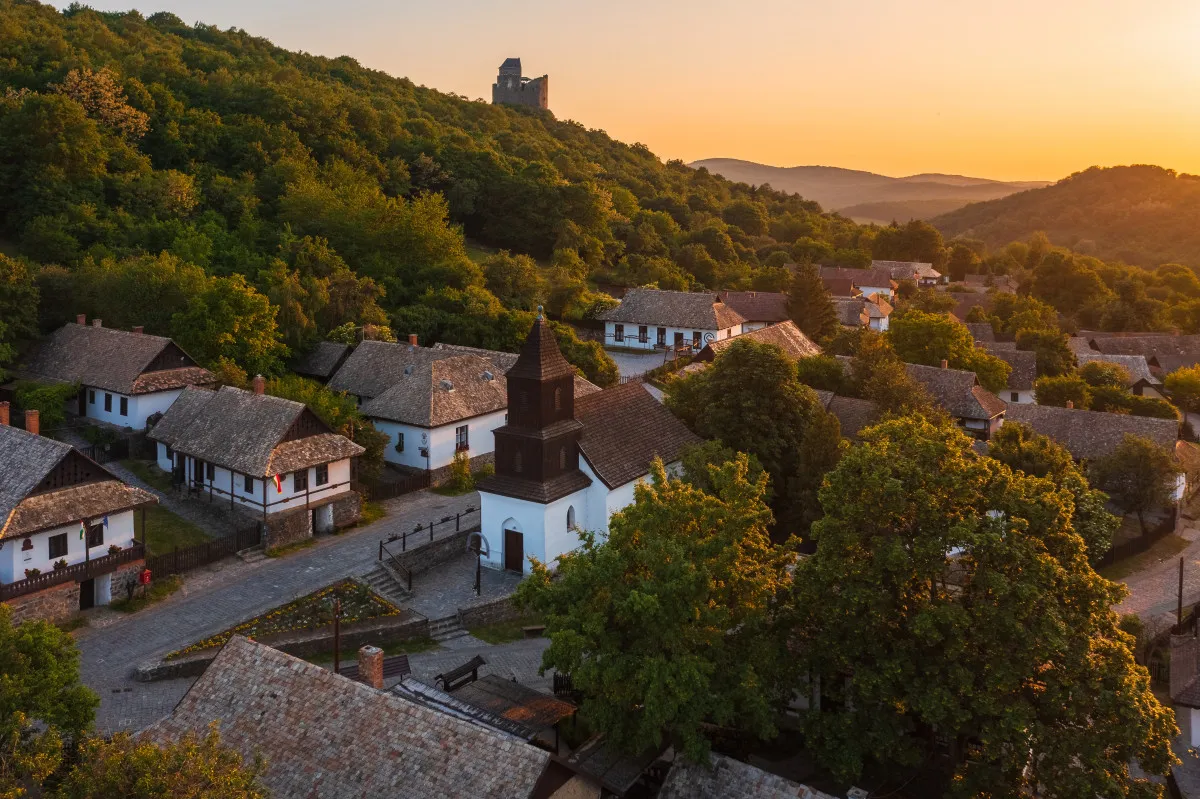 Hollókő látnivalók: a csodás Ófalu az UNESCO világörökség része