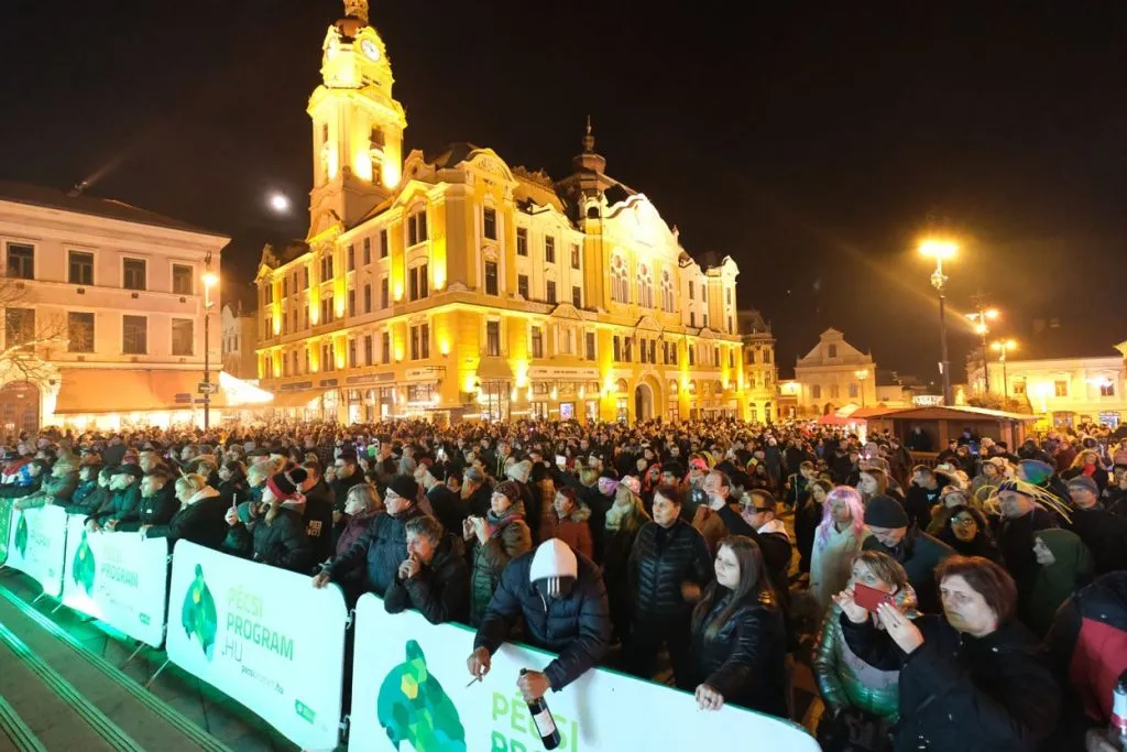 Pécs szilveszter: a Széchenyi téren színes programok várnak