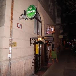 Black Dog Pub Mechwart Pince Budapest - Külső kép