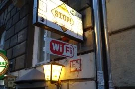 Stop! - Egyetem Kávézó Budapest