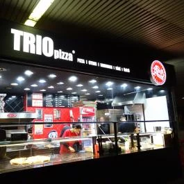 TRIO Pizza - Déli Pályaudvar Budapest - Külső kép