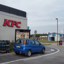 Kentucky Fried Chicken - Auchan Székesfehérvár - Külső kép