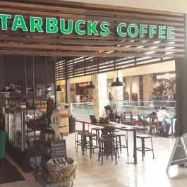 Starbucks - Arena Mall Budapest - Belső