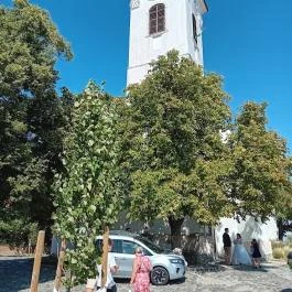 Keresztelő Szent János Plébániatemplom Szentendre - Külső kép