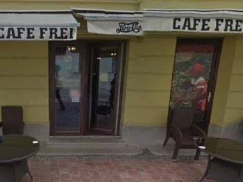 Cafe Frei Belv ros Gy r v lem nyek J rt l m r itt Olvass