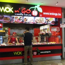 Wok n' Go WestEnd Budapest - Külső kép