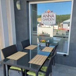 Anna Garden Bistro Téglás - Külső kép