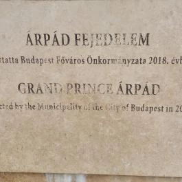 Árpád fejedelem szobra Budapest - Egyéb