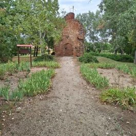 Domonkos-rendi templomrom Tiszaderzs - Külső kép