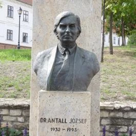 Dr. Antall József emlékmű Budapest - Egyéb