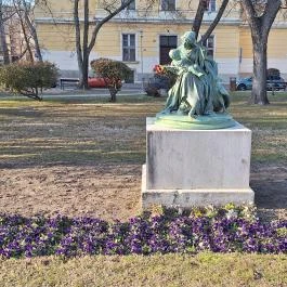 Fél a baba Budapest - Külső kép