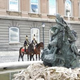 Halászó gyerekek díszkút Budapest - Külső kép