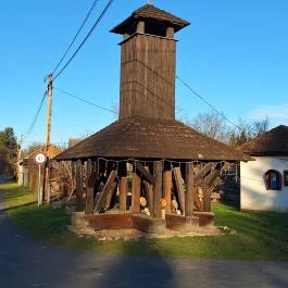 Harangláb Baglad - Külső kép