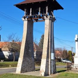 Harangláb Bakonyszombathely - Külső kép