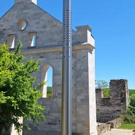 Holokauszt-emlékhely Olaszliszka - Külső kép