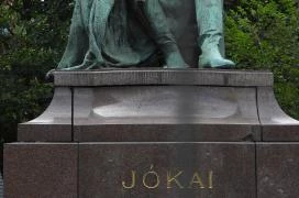 Jókai Mór szobor - Jókai tér Budapest