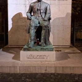 Kölcsey Ferenc szobra Budapest - Külső kép