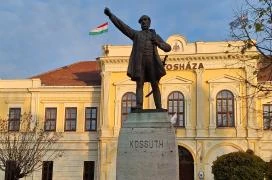 Kossuth-szobor Hajdúnánás