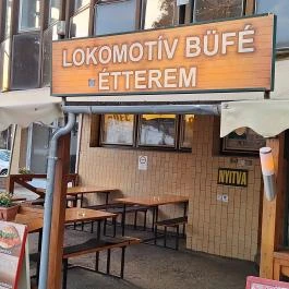 Lokomotiv étterem Tapolca - Külső kép