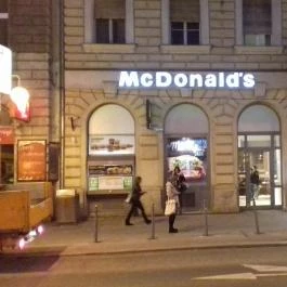 McDonald's - Oktogon Budapest - Étel/ital