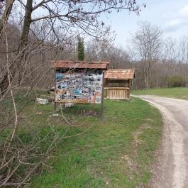 Mészégetők kútja Pilisszántó - Külső kép