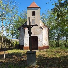 Szent kereszt megtalálása kápolna Tamási - Külső kép