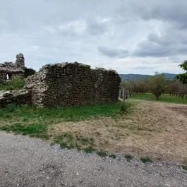 Töttöskáli templomrom Szentbékkálla - Külső kép