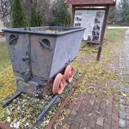 Vértes-Gerecse kisvasút emlékhely Szárliget - Külső kép