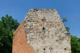 Zámolyi templomrom Zámoly