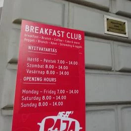 3 Pajamas. Breakfast Club Budapest - Külső kép