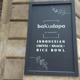 BaKudapa Indonéz Kávézó Budapest - Külső kép