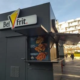 Belfrit - Allee Budapest - Külső kép