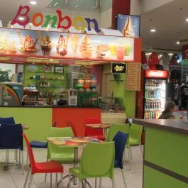 BonBon Fagyizó - World Mall Budapest - Külső kép