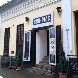 Bor-Piac Nagymaros - Külső kép