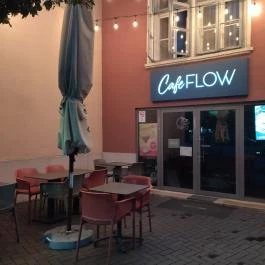 Café Flow Sopron - Külső kép