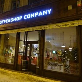 Coffeeshop Company Miskolc - Külső kép