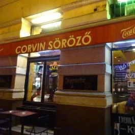 Corvin Söröző Budapest - Külső kép