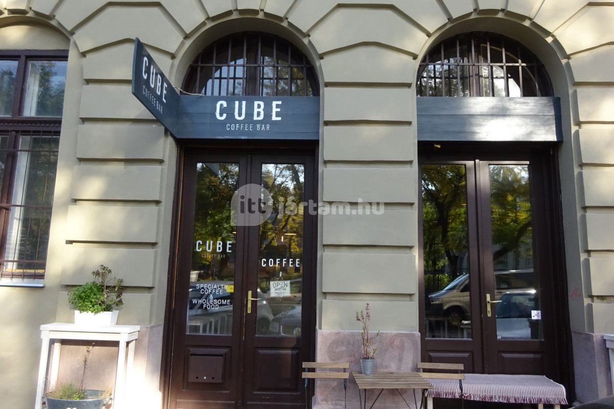 cube coffee bar