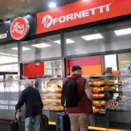 Déli Trió Pizza & Fornetti Budapest - Külső kép