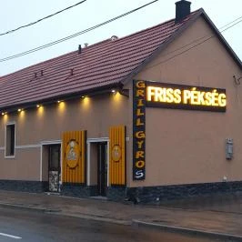 Friss Pékség Grill Gyros Nagymaros - Külső kép